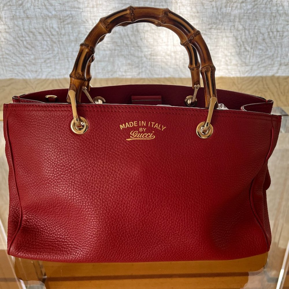 GUCCI Bamboo Vintage Shopper Leather Top Handle Shoulder Bag Red